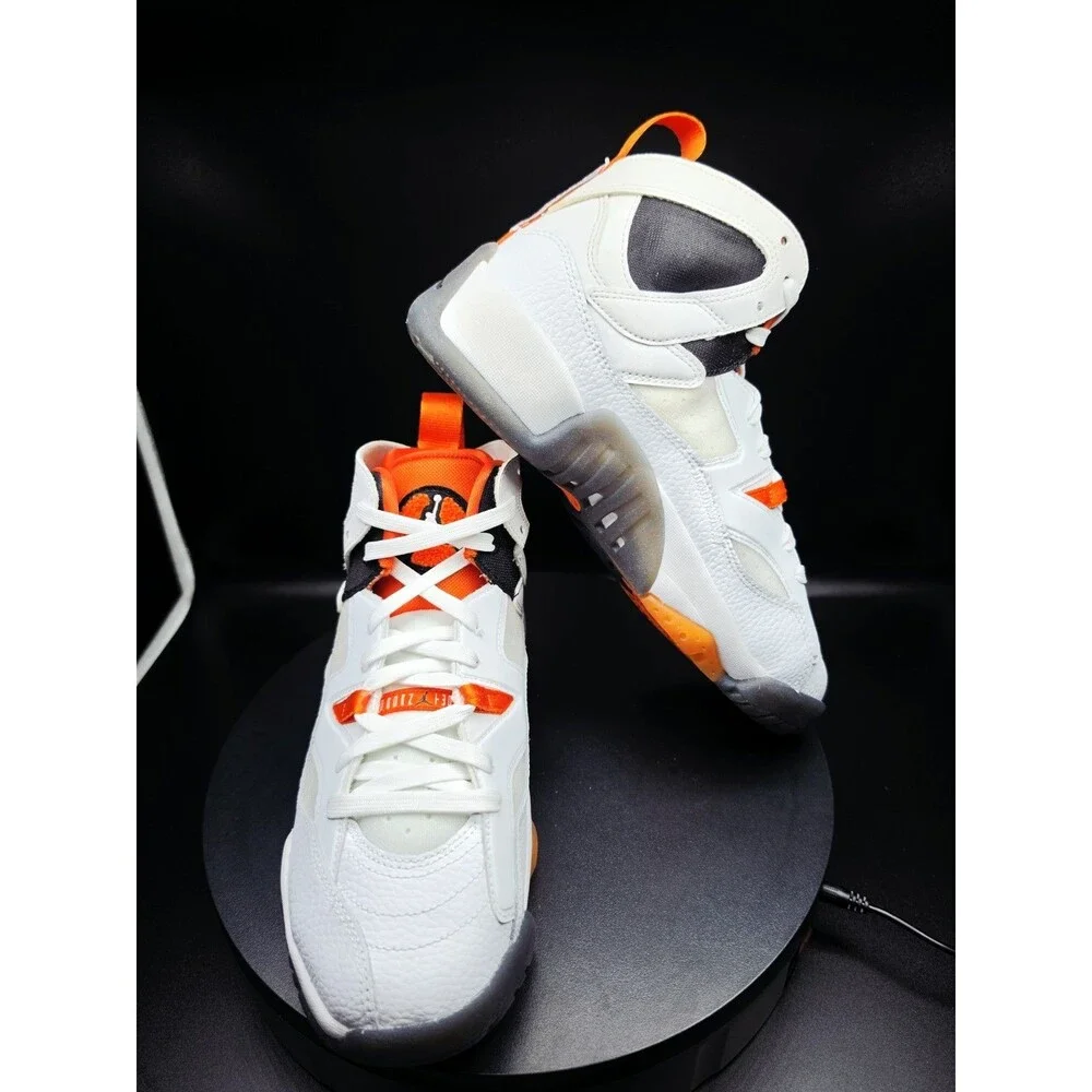 Jordan Jumpman Two Trey (GS) White/Black/Orange SIZE US 6 Kids/7.5 Women